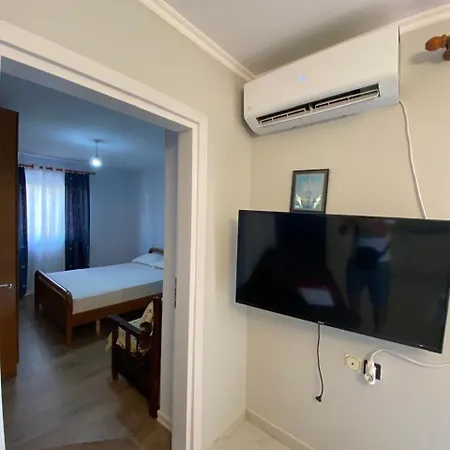 Apartment Spacious-central